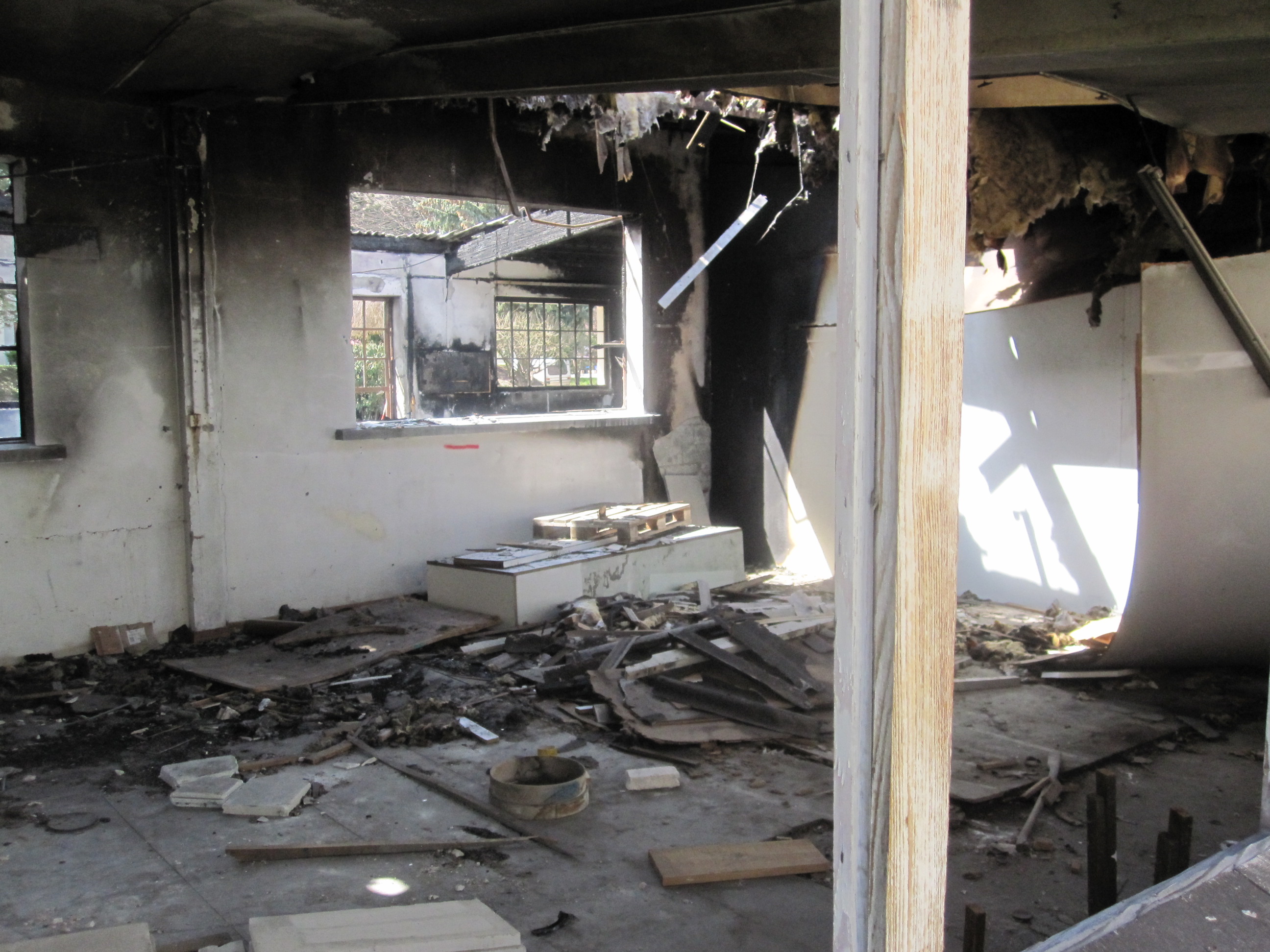 Analyse de polluants suite à l'incendie d'une menuiserie