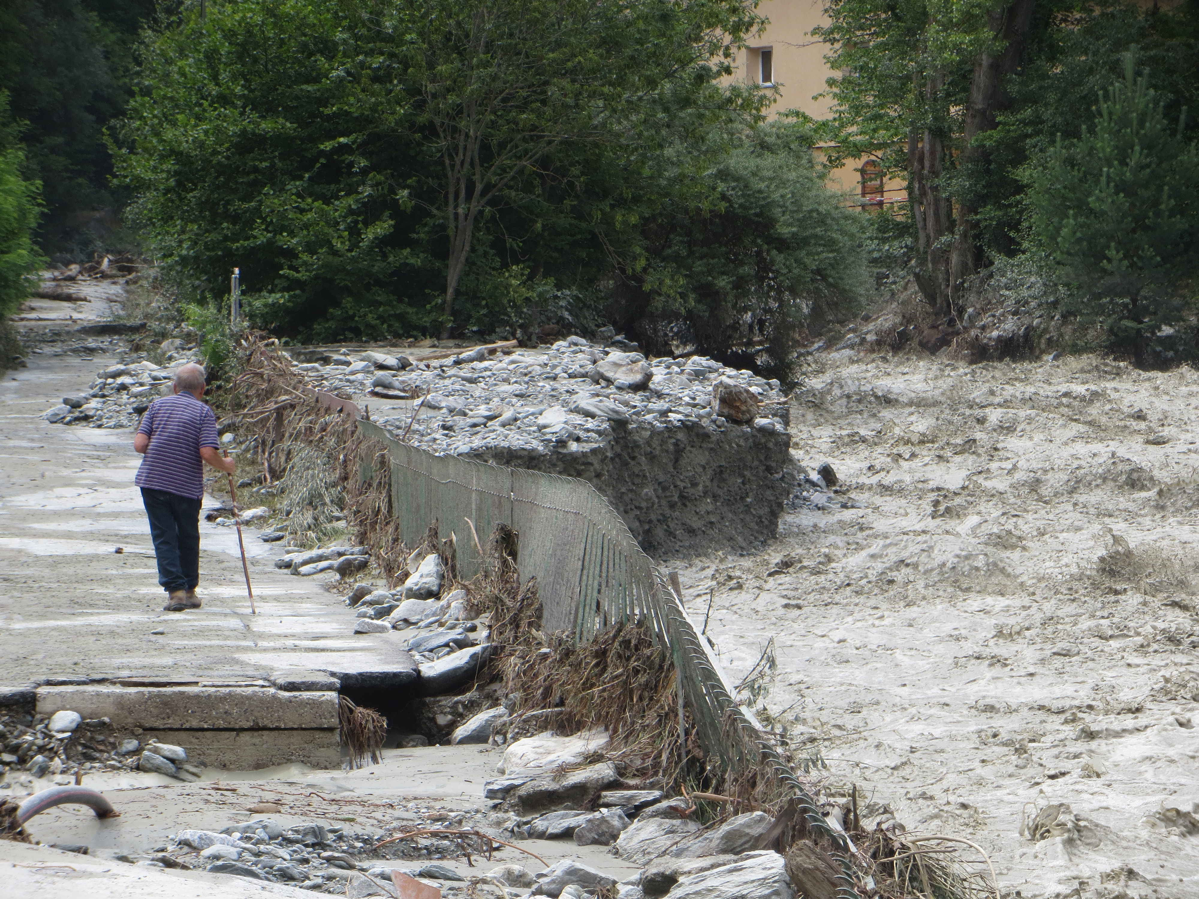 Gestion d'urgence de la crue 2018 de la Navizence à Chippis