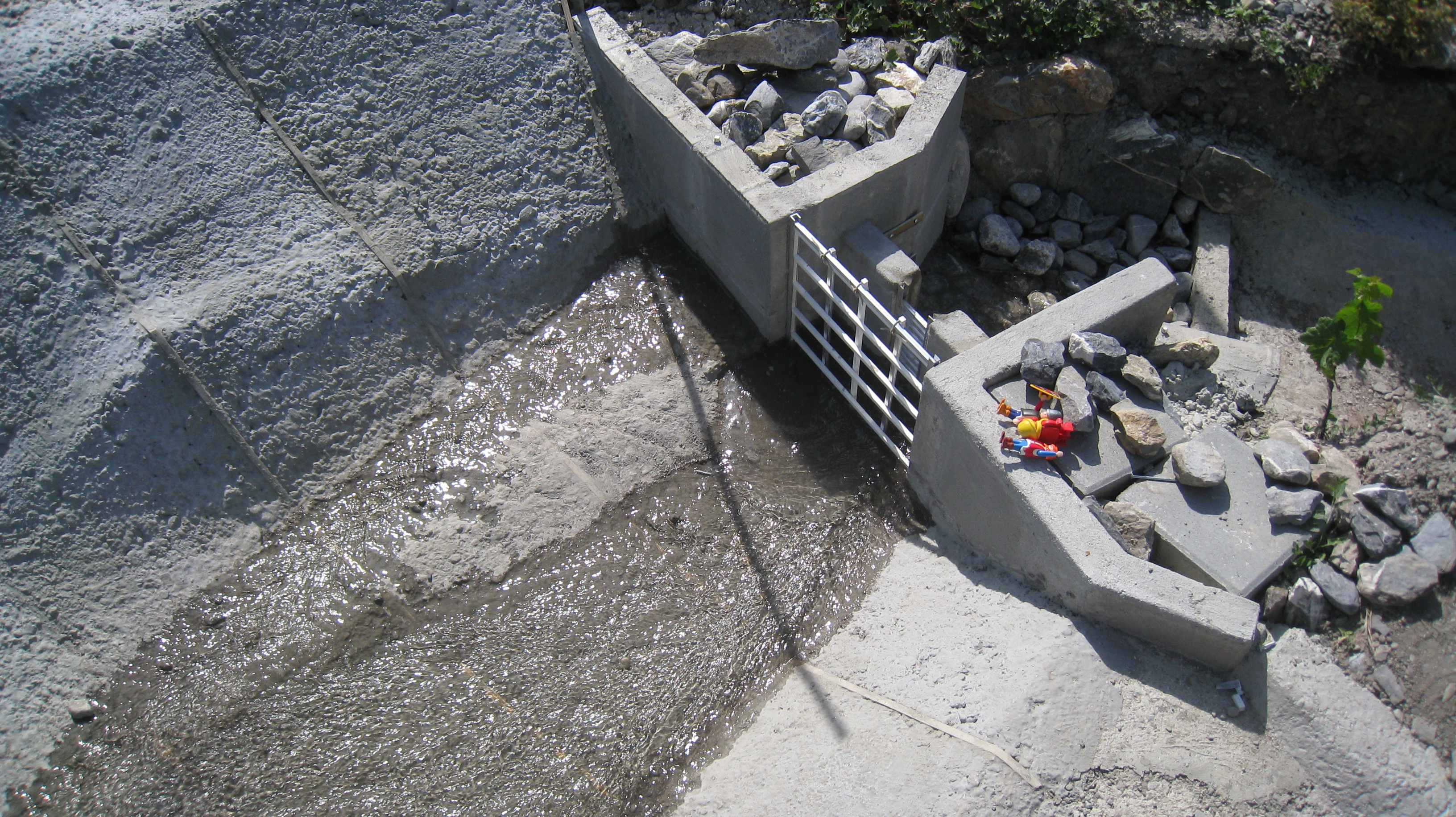 Modélisation du barrage de rétention des matériaux de la Fare
